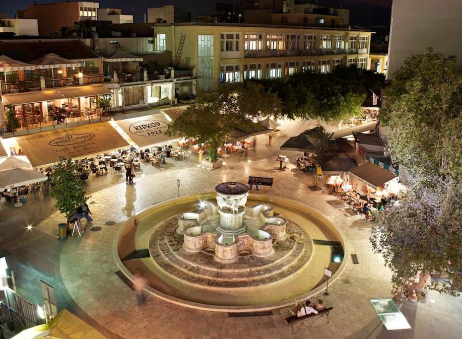City Four Lions B Lägenhet Heraklion Exteriör bild